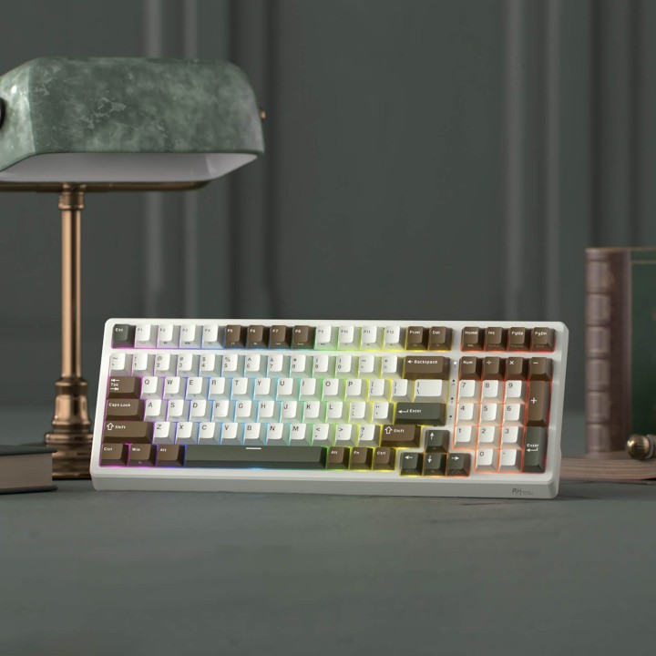 Royal Kludge F99 – Clavier mécanique sans fil 96 % tri-mode