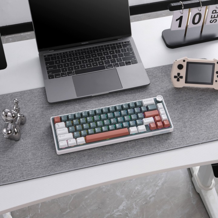 Royal Kludge R65 – clavier gaming sans fil 65 % à montage gasket (QMK/VIA)