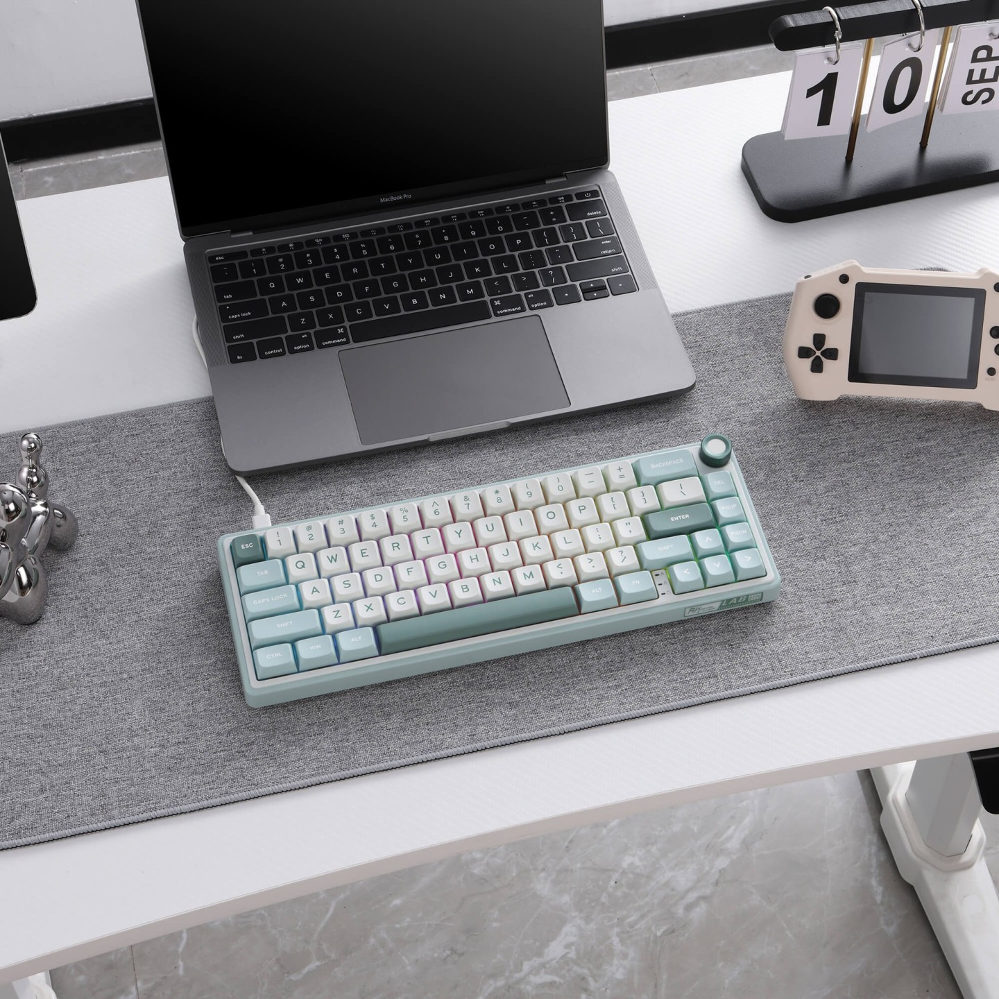 Royal Kludge R65 – Clavier gaming filaire 65 % à montage gasket (QMK/VIA)