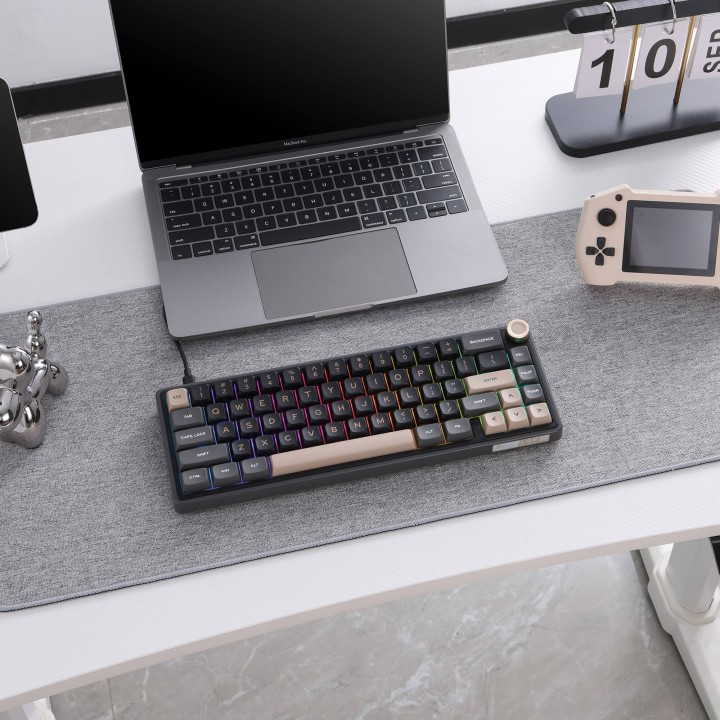 Royal Kludge R65 – Clavier gaming filaire 65 % à montage gasket (QMK/VIA)