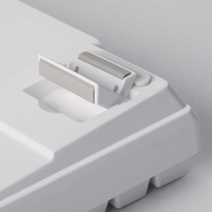 Royal Kludge RK96 – clavier mécanique sans fil 96 % avec repose-poignets