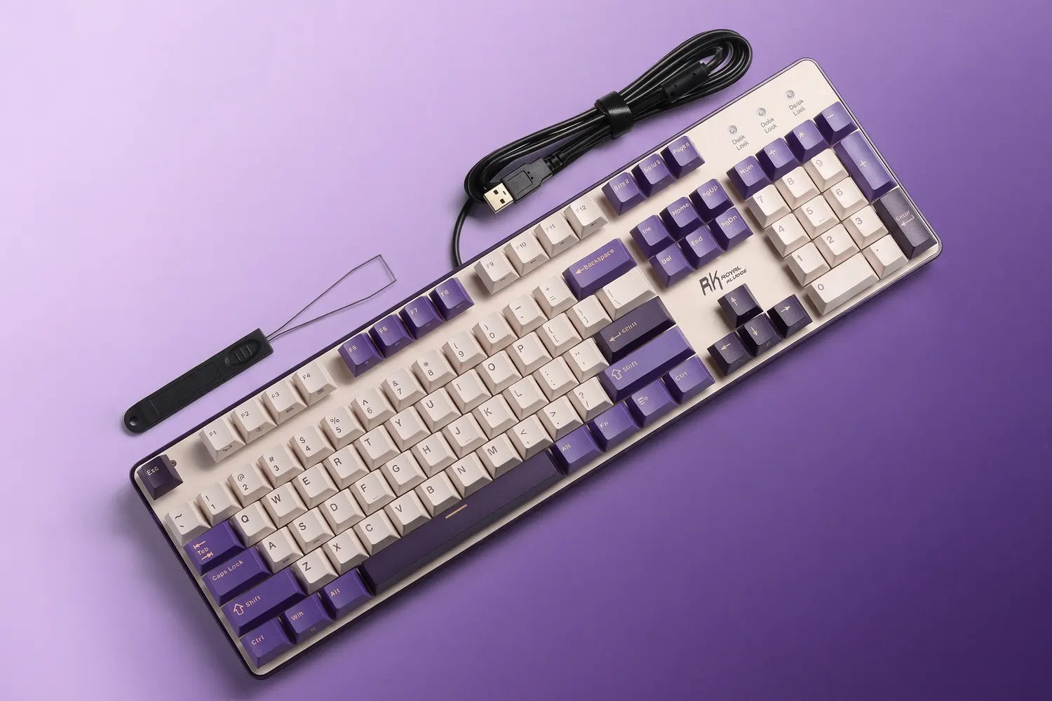 Layout full size 104 touches pour le travail comme pour le jeu